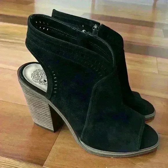 NWOT Vince Camuto heels - Picture 3 of 10